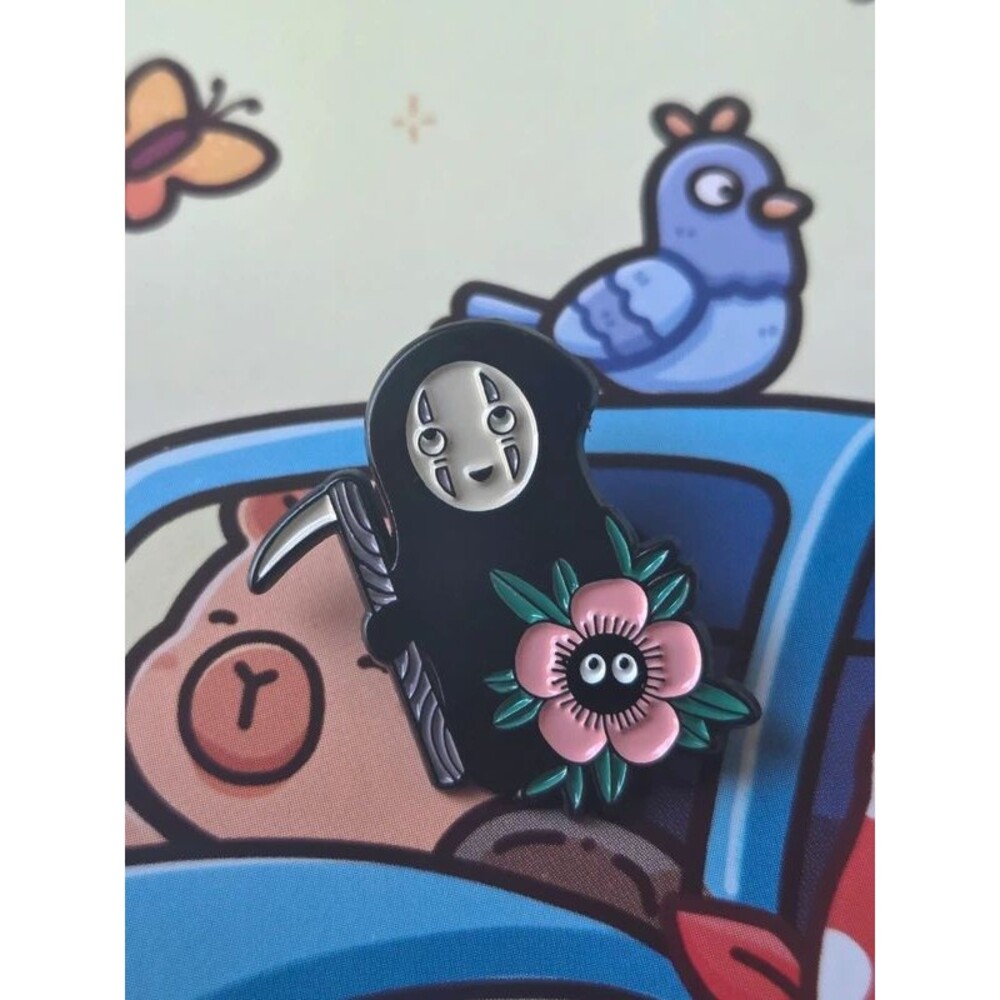 Studio Ghibli no face Spirited Away enamel pin anime
